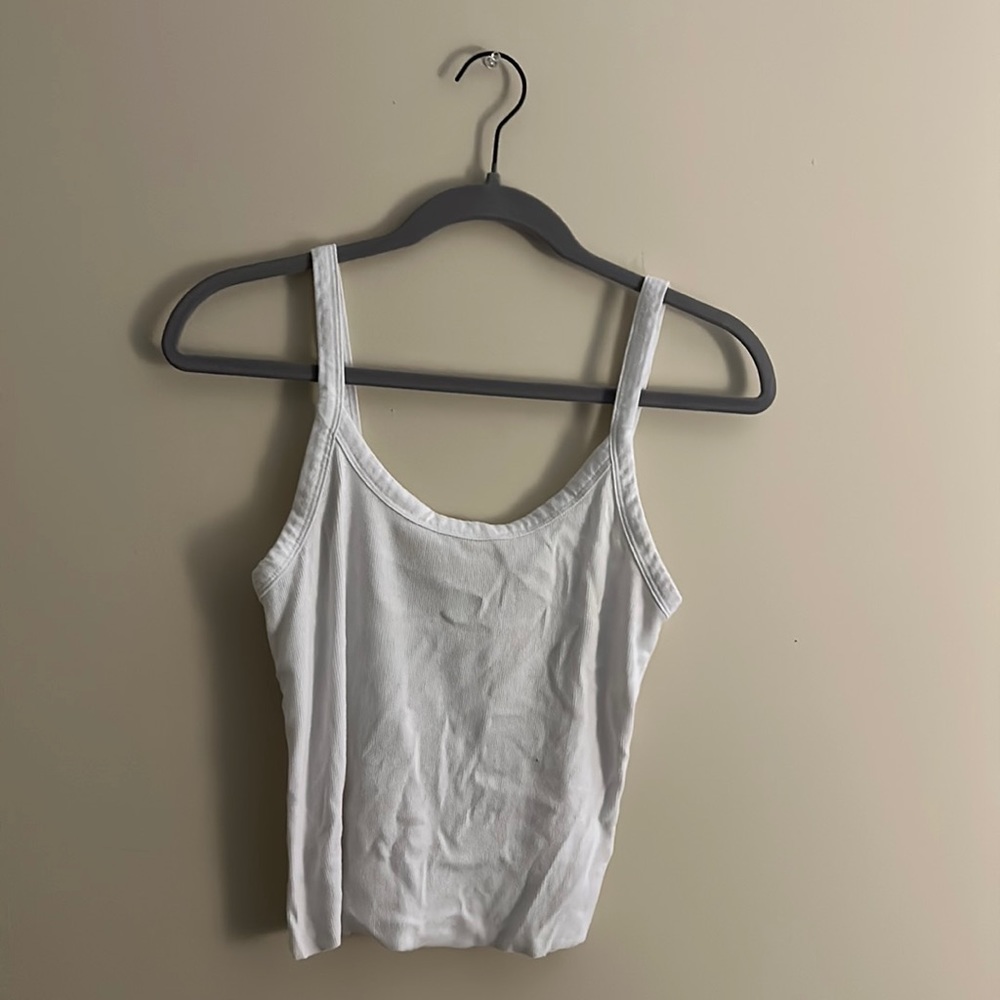 White cropped tank